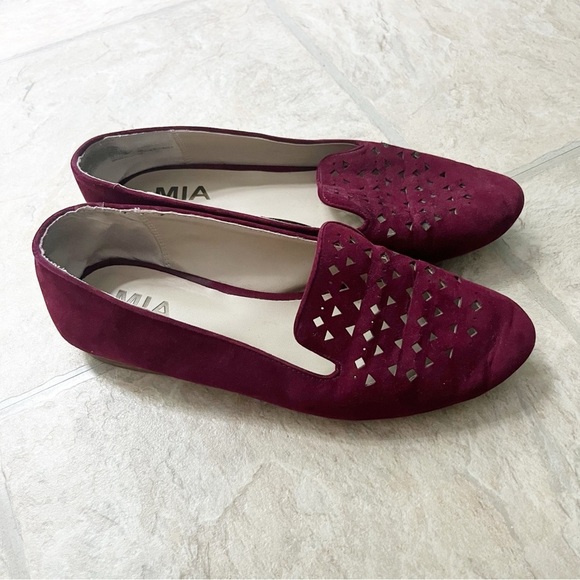 Mia Pauline Slip On Flats Loafers Burgundy Red Faux Suede Flats Size 7.5M - Picture 5 of 8